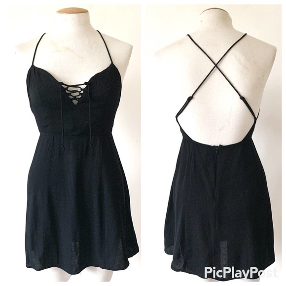 Reformation Dress - Picture 2 of 7